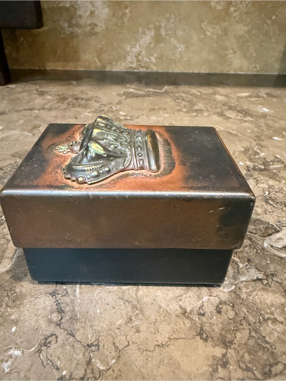 Jan Barboglio Crown box - Picture 10 of 13